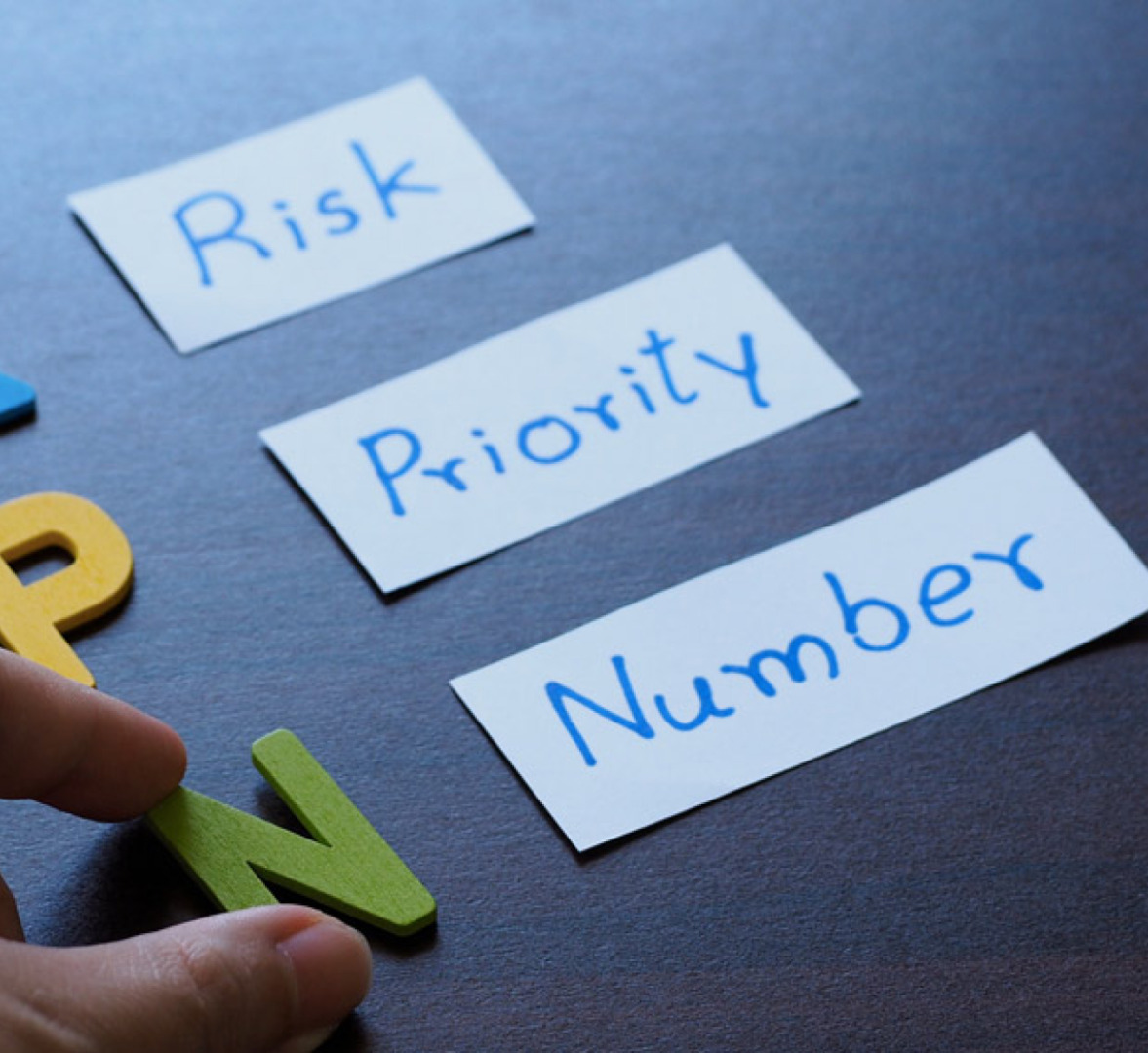 Risk Assessment: Frosio Next -3 Frosio Next offre consulenza per la valutazione del rischio di impianti idroelettrici attraverso FMEA. Richiedi informazioni-3