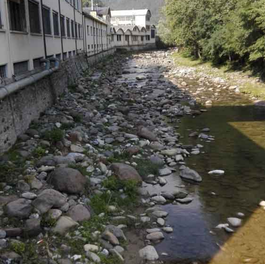 realizzazione scogliera in alveo fiume Mella frosio next -3